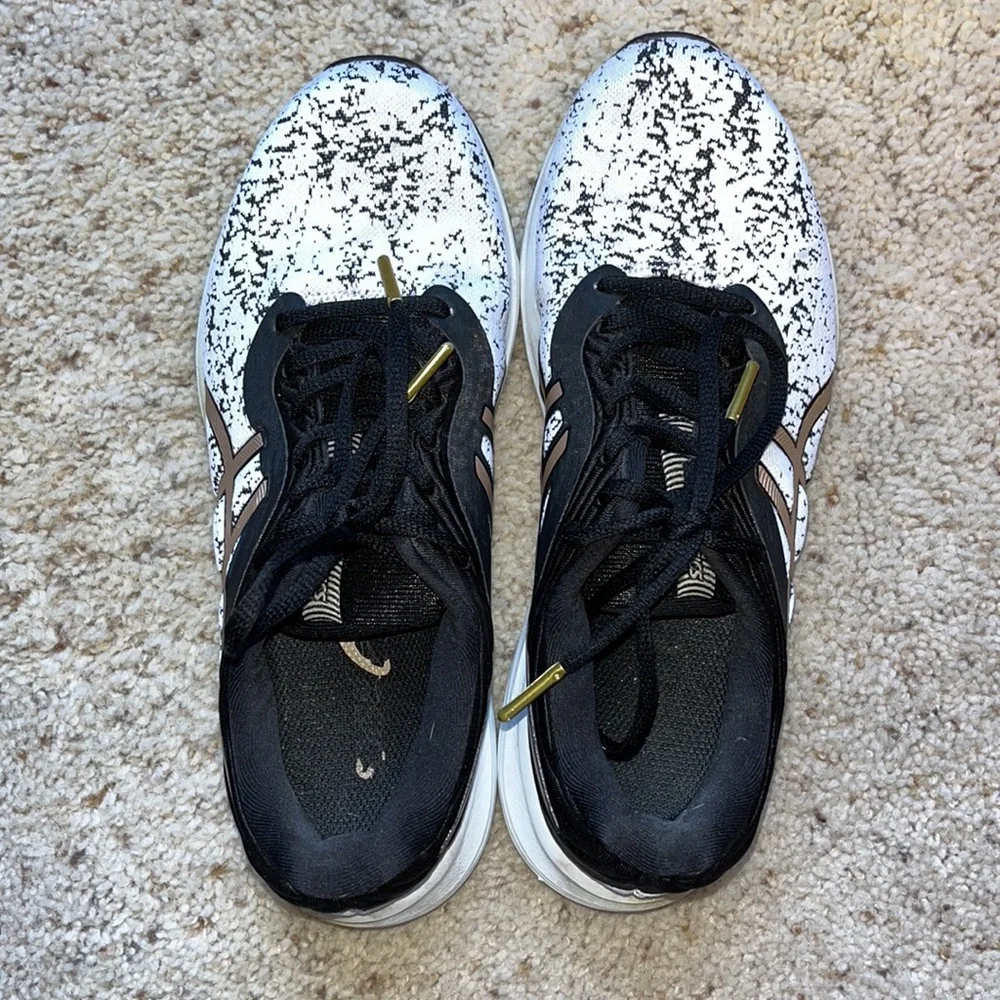 Asics Running Shoes - Picture 6 of 8